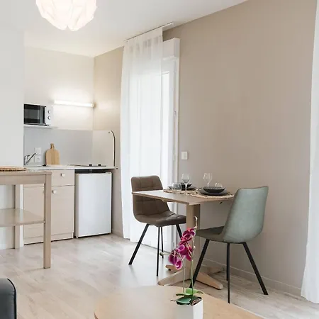 Apartahotel Quality St-berthevin Laval Saint-Berthevin